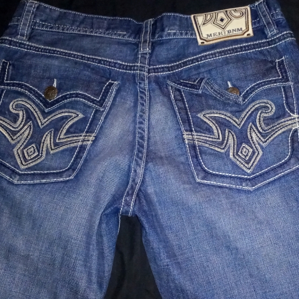 I have a pairs of mens jeans.